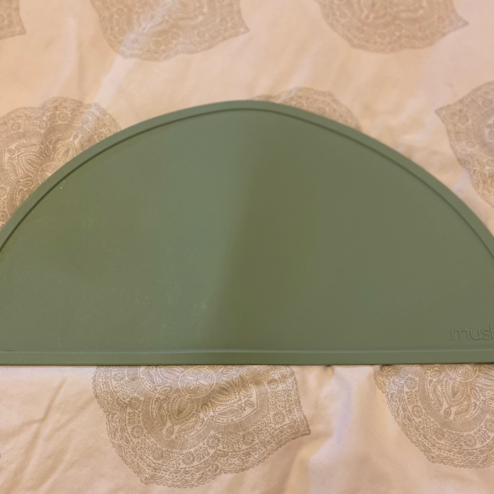Mushie Silicone Placemat